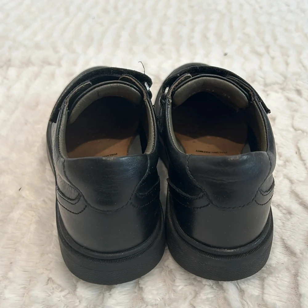 Geox Kids Italian leather black strap closure shoes Jr Riddock Little Kid 31